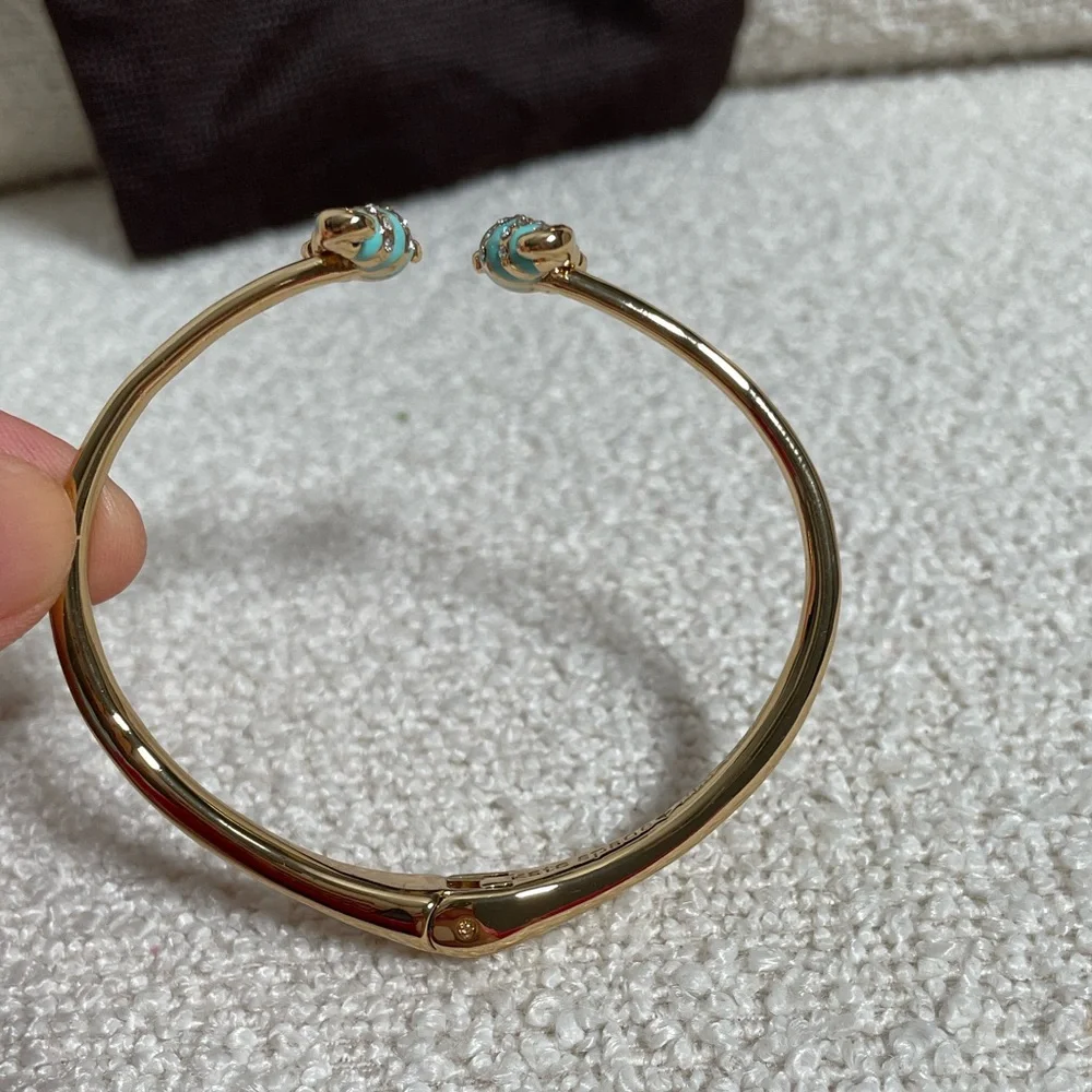 Kate‎ Spade Seahorse Paradise Found Crystal Gold Cuff Bracelet - Picture 3 of 8